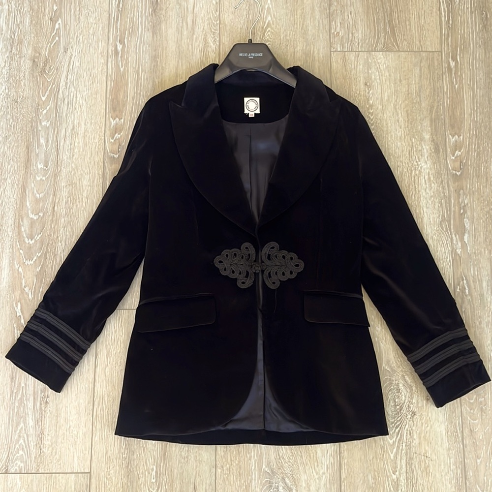 Ines de La Fressange black velvet blazer with chic embroidery details